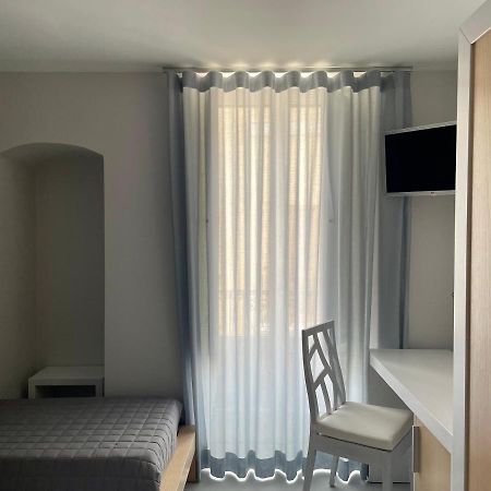 Bed and Breakfast Manzoniquattro Mottola Exterior foto